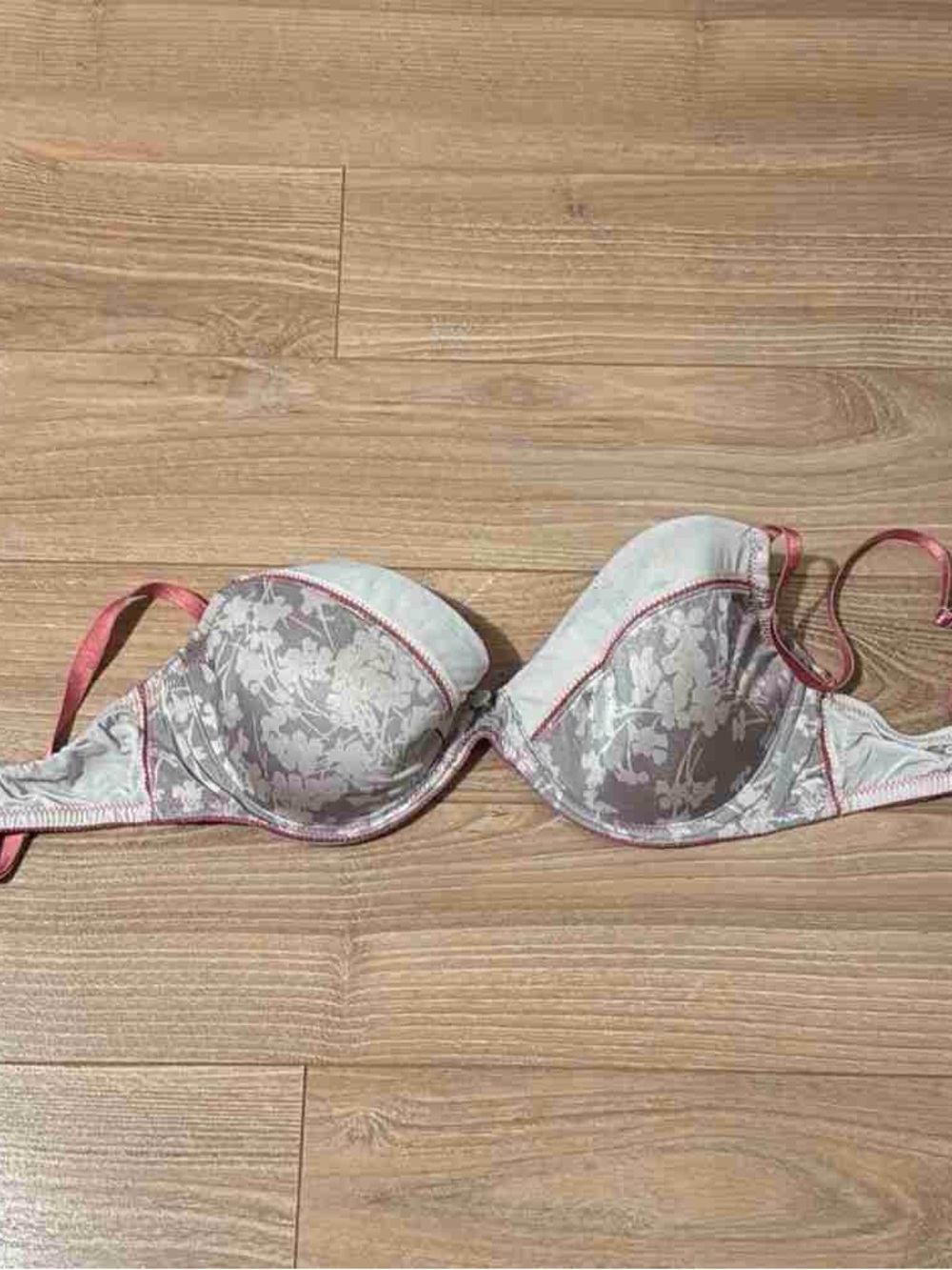 Floral Lace Underwire Bra in Light Gray and Pink Trim